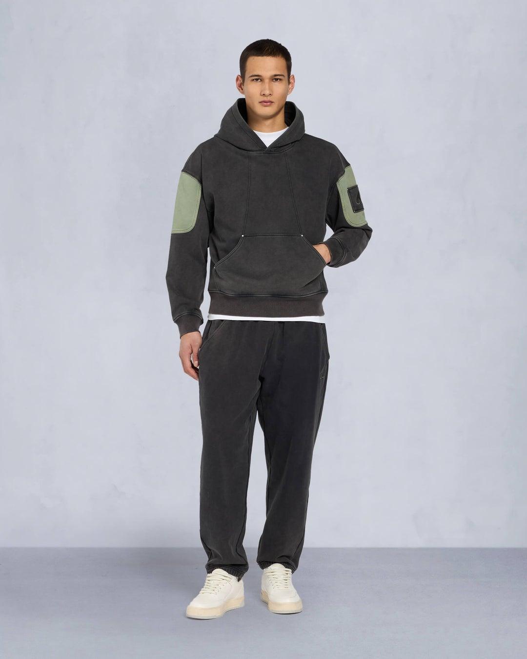Moose Knuckles Mens Plateau Sweatpants Product Image
