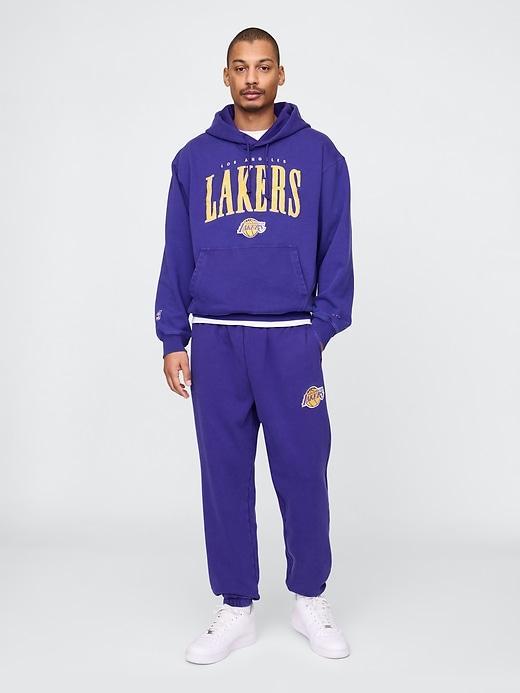NBA Los Angeles Lakers Logo Heavyweight Hoodie Product Image