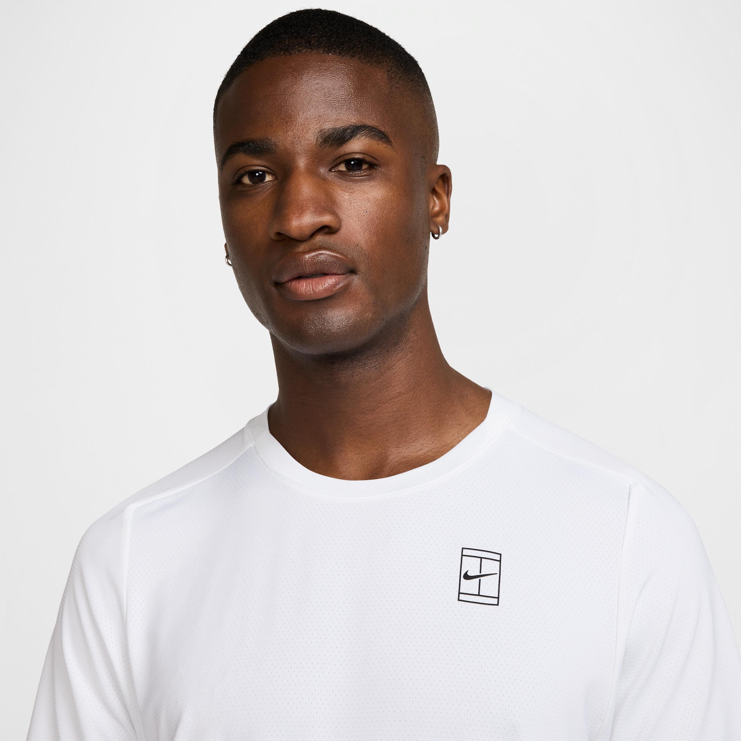 NikeCourt Advantage Men's Dri-FIT Tennis Top Product Image