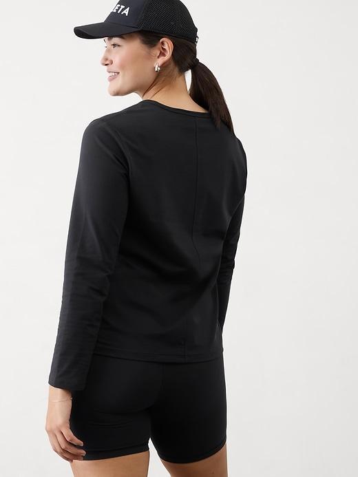 Essential Long Top Product Image