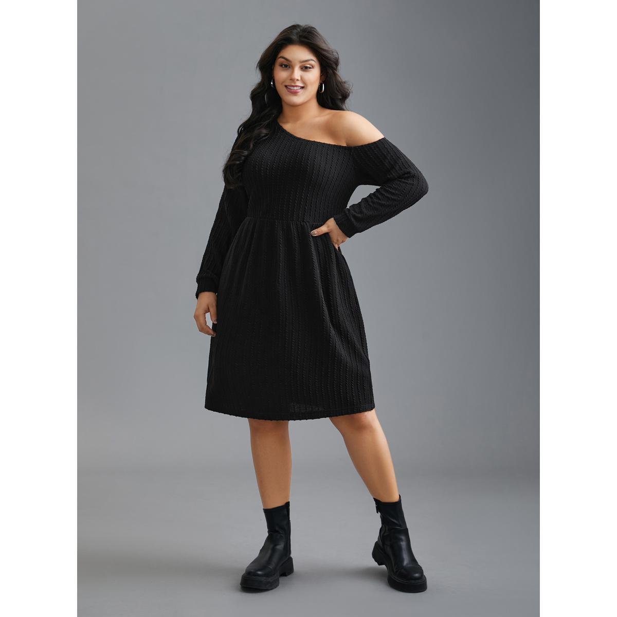 Plus Size One Shoulder Plain Textured Dress Black Women Casual Texture Knit Dresses Bloomchic 26/4X Product Image