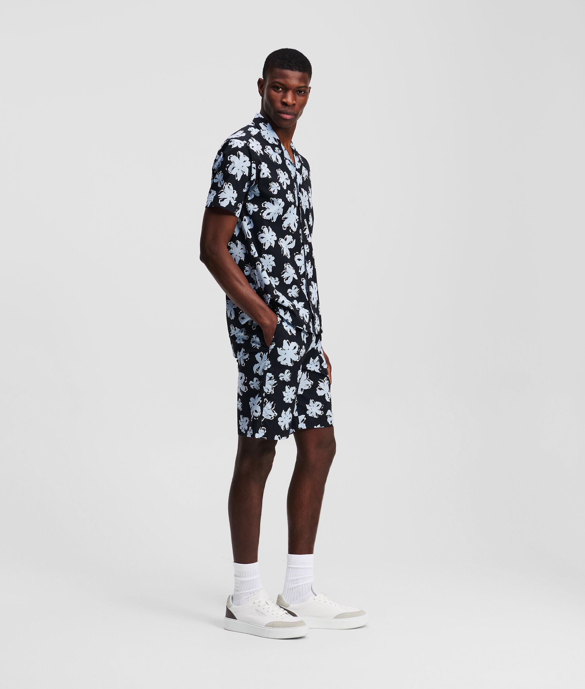 ALL-OVER FLOWER PRINT SHORTS Product Image