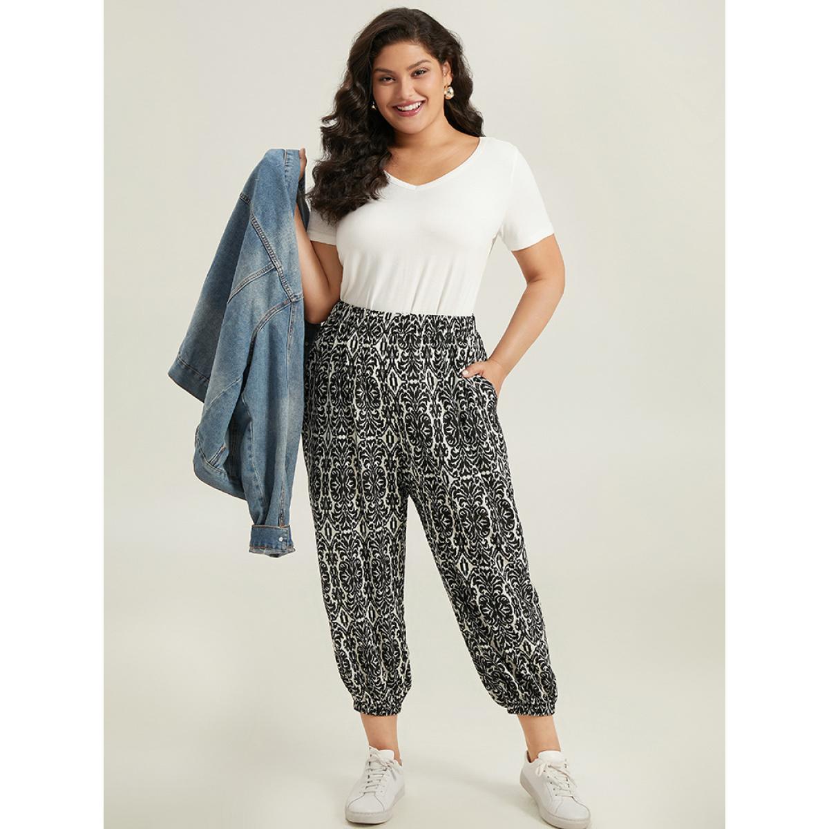 Plus Size Boho Print Elastic Waist Harem Pants Women Black Casual Harem High Rise Dailywear Pants BloomChic 12/L Product Image