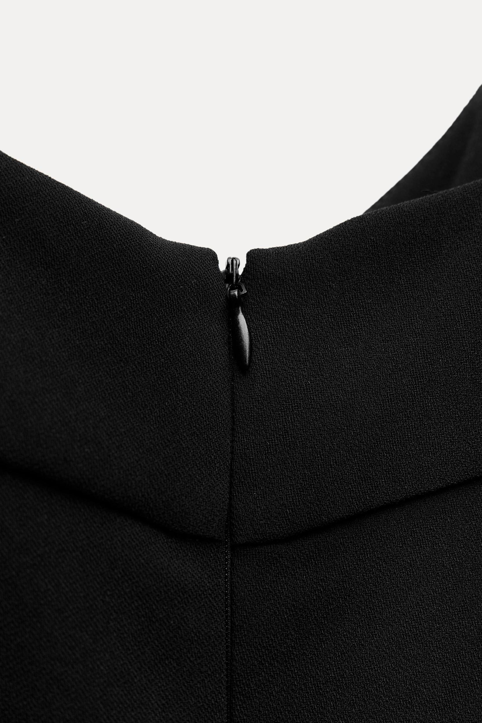 WIDE JUMPSUIT WITH BELT Product Image