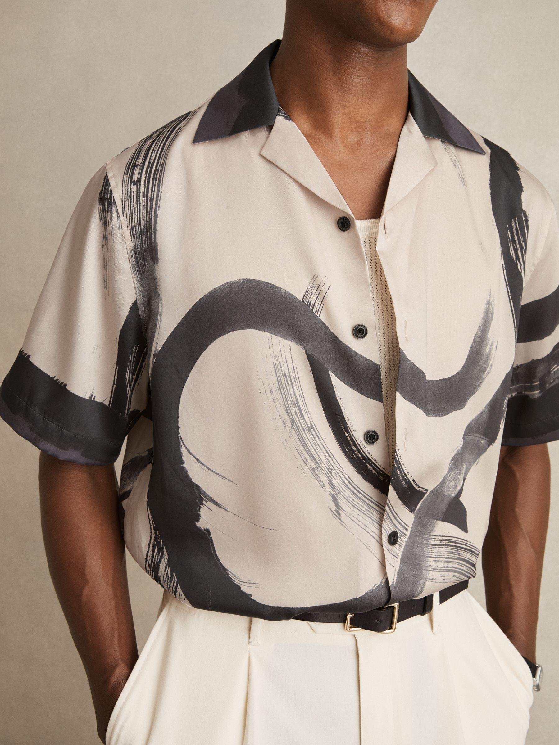 Brushstroke-Print Cuban-Collar Shirt in Charcoal Grey/Off White Product Image