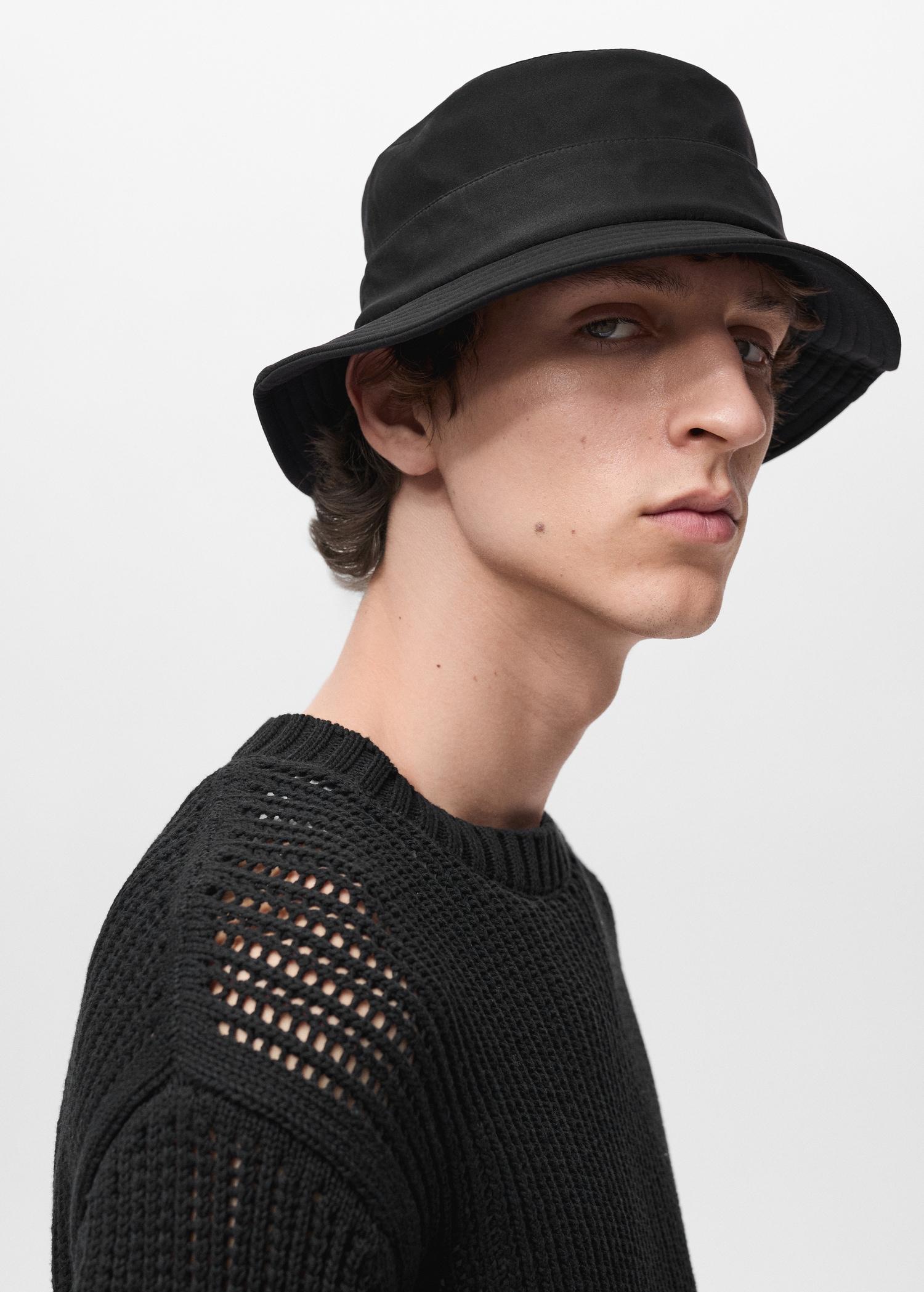Bucket hat - Men | MANGO USA Product Image