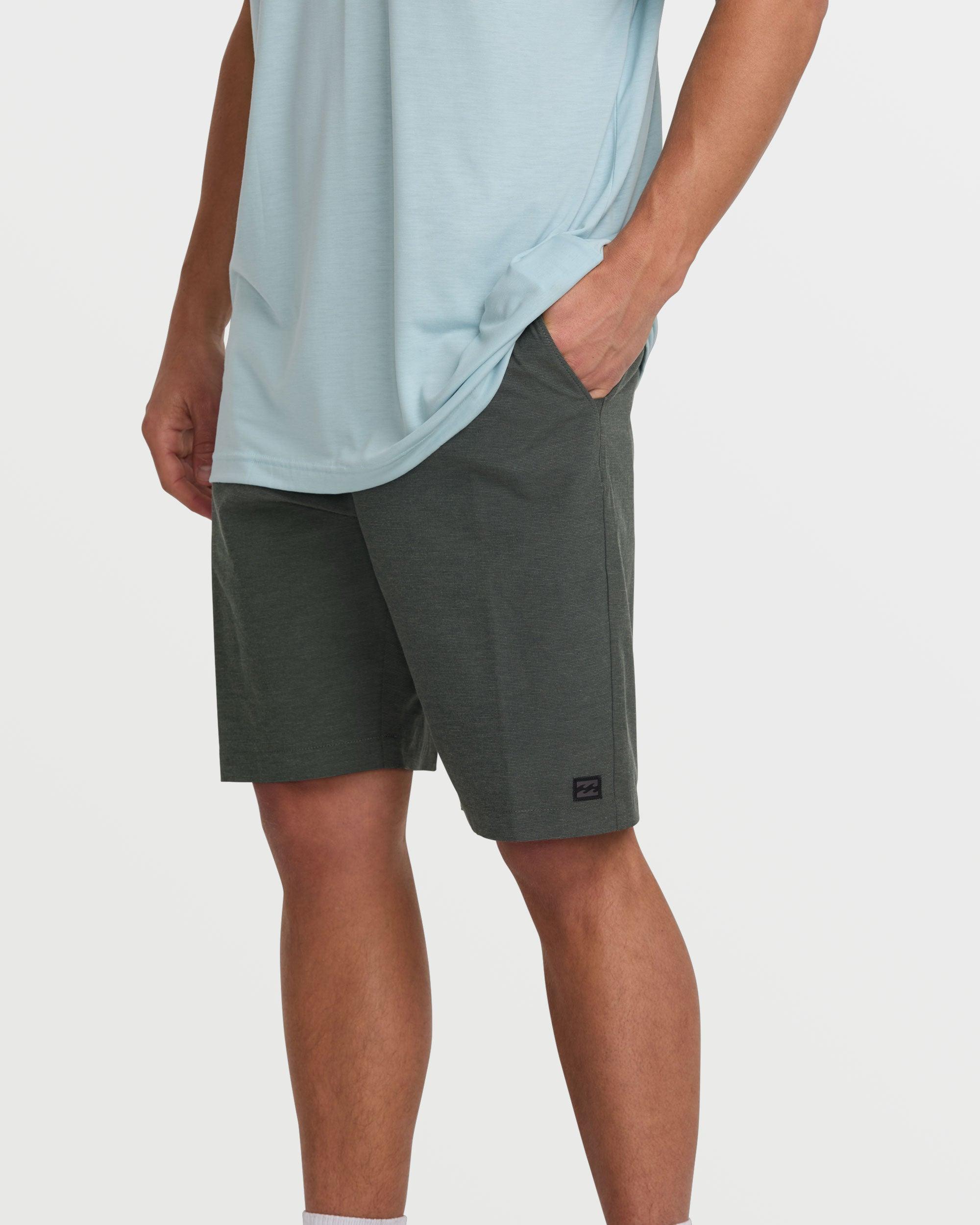 Crossfire Submersible 21" Hybrid Shorts - Asphalt Male Product Image