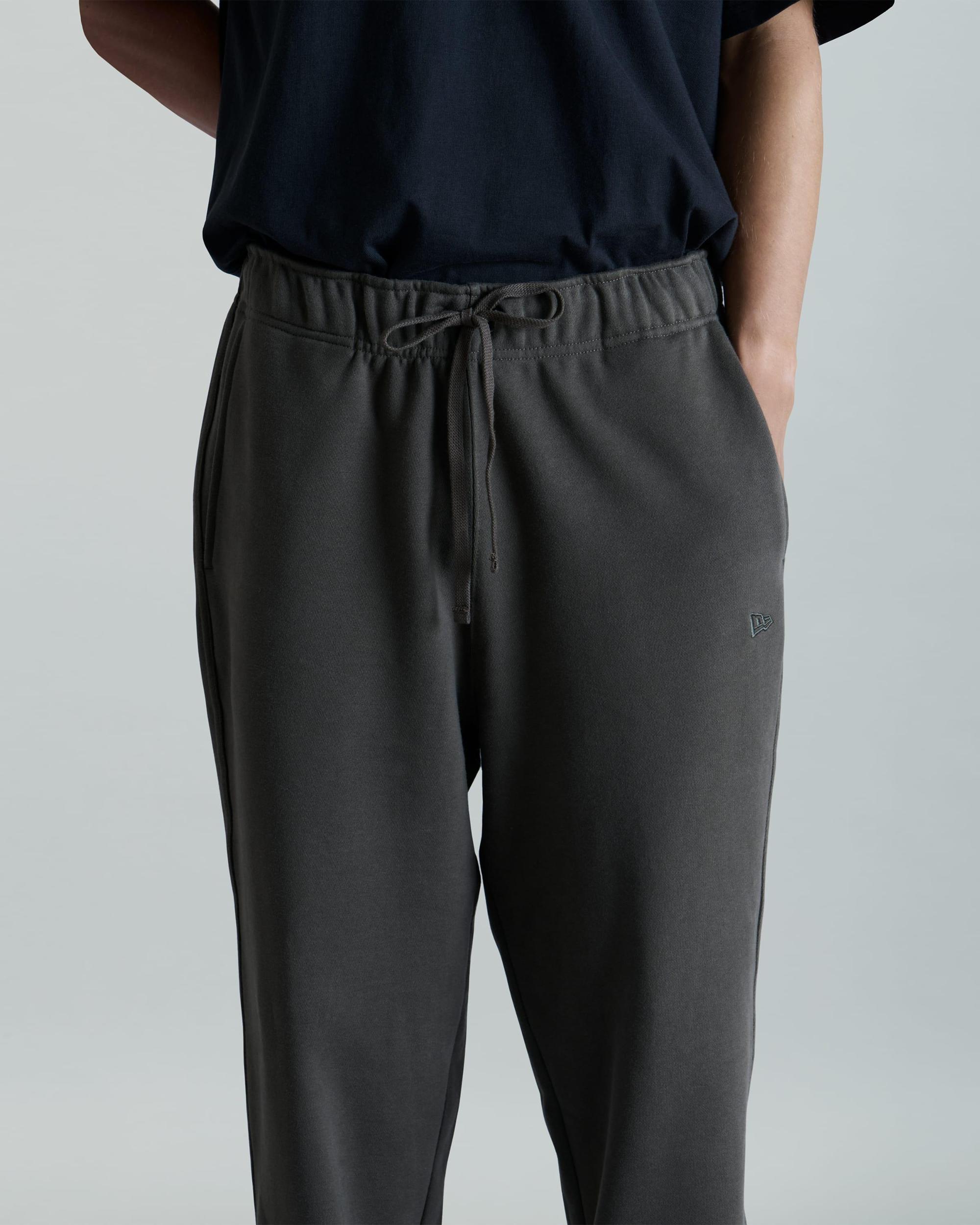 Brand New Era Lakeside Black Joggers Male Product Image