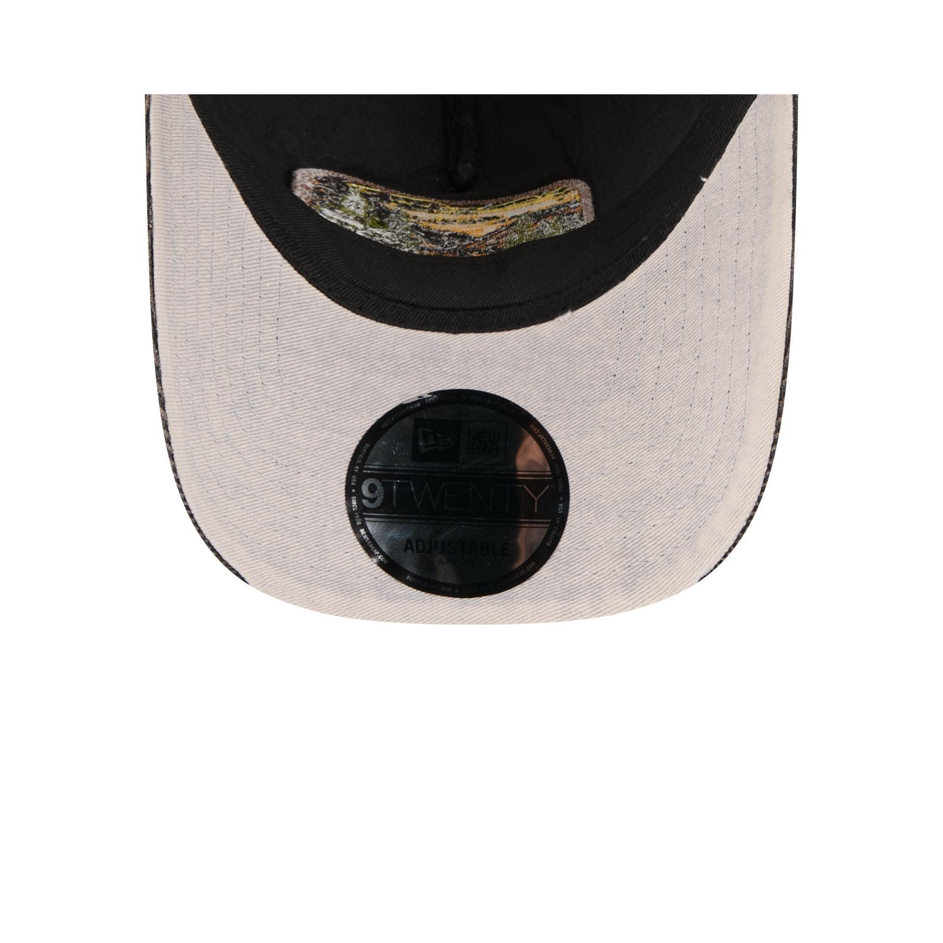 New York or Nowhere x New York Yankees White Wordmark 9FORTY A-Frame Snapback Hat Male Product Image