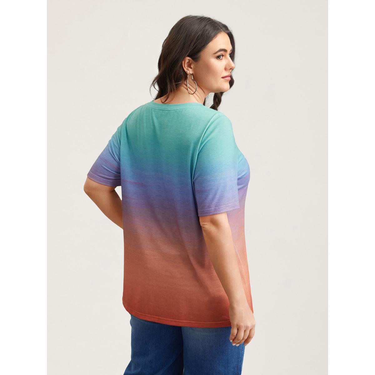 Plus Size Gradient Beach Print Fitted T-Shirt Multicolor Women Casual Contrast Tropical Round Neck Everyday T-shirts BloomChic 14-16/1X Product Image