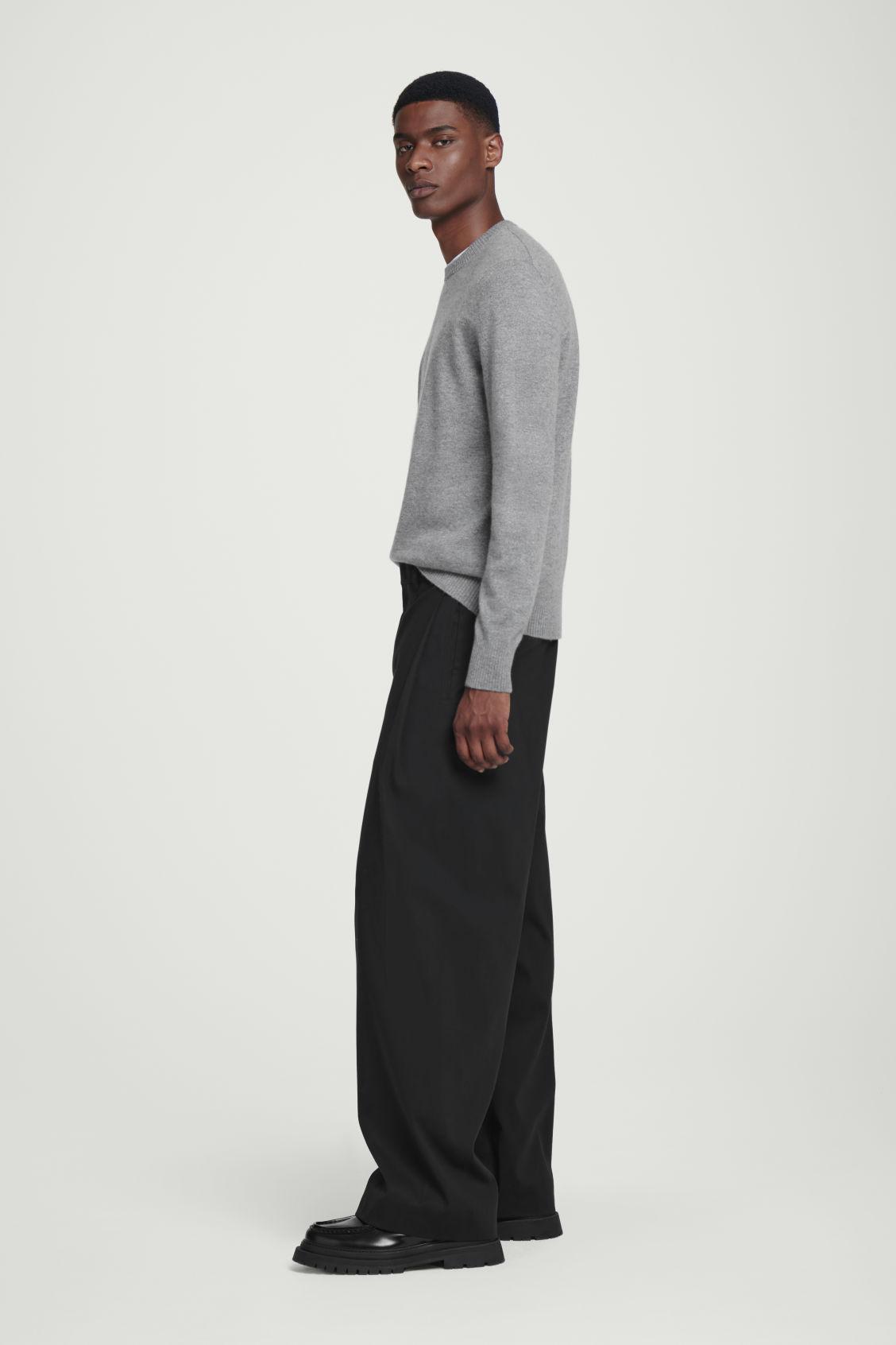 PURE CASHMERE SWEATER Product Image