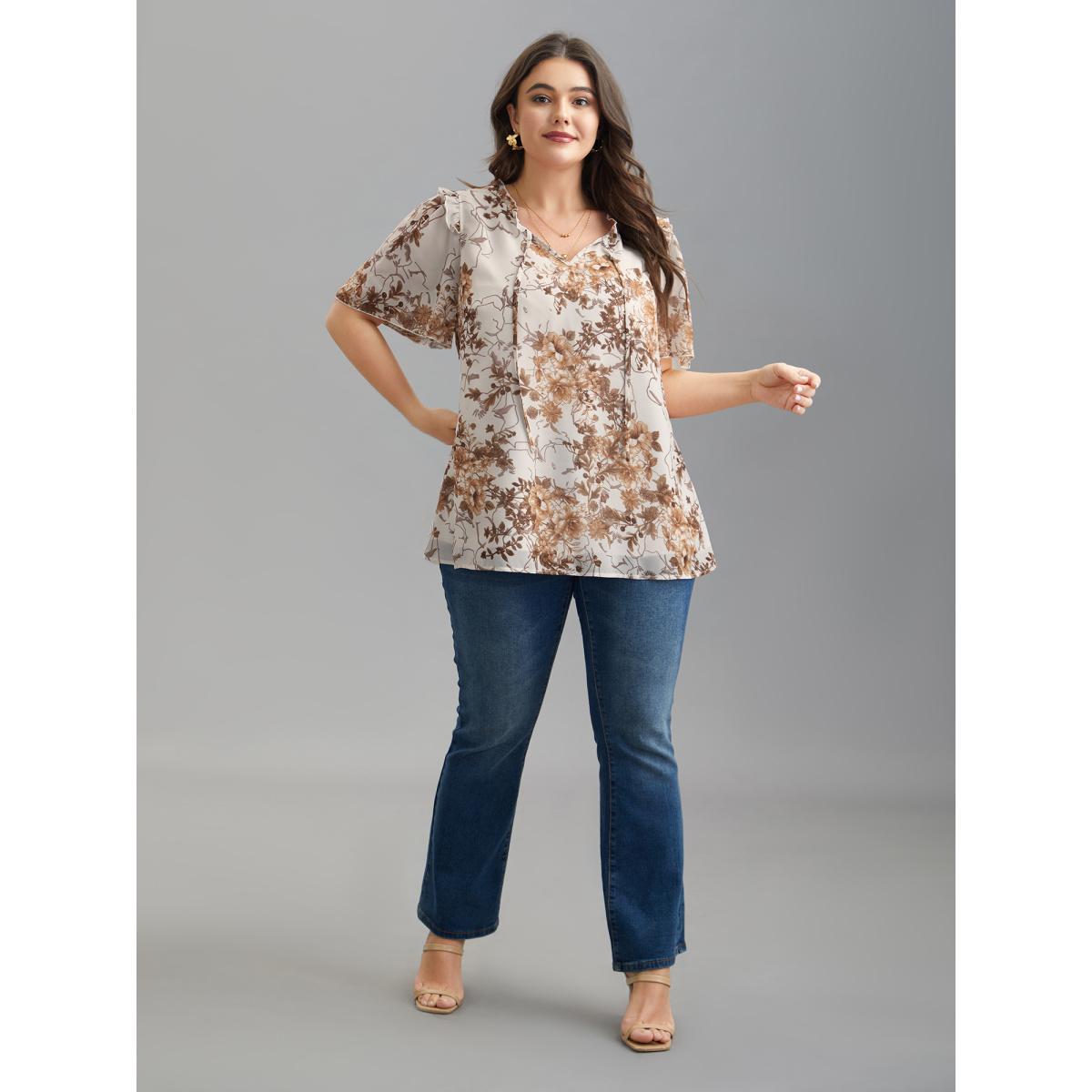 Plus Size WhiteSmoke Floral Print Ruffle Neck Shirt Women Elegant Short sleeve Flat collar with V-notch Everyday Blouses BloomChic 26/4X Product Image