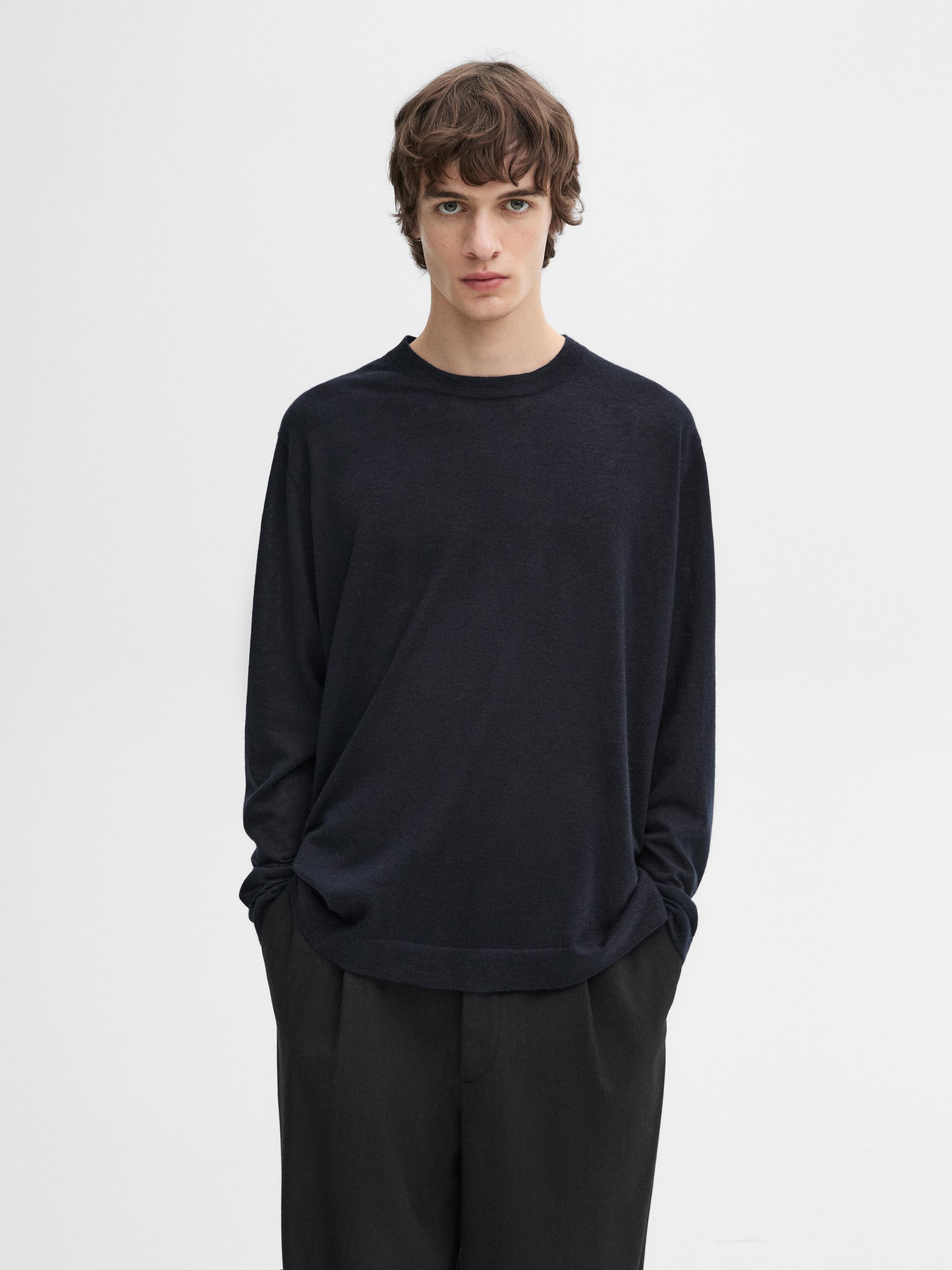 Lightweight knit 100% cashmere sweater · Navy Blue, Grey Marl, Pale Khaki · Sweaters And Cardigans | Massimo Dutti Product Image