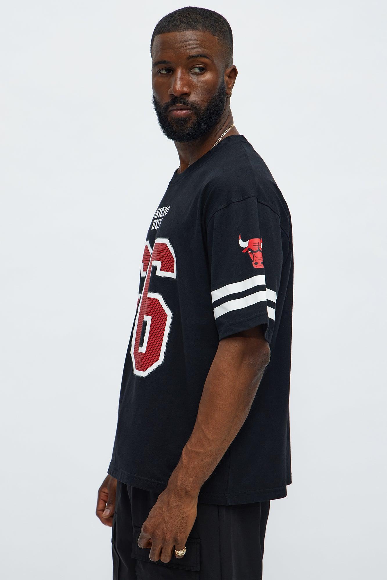 Bulls Boxy Number Tee - Black Product Image