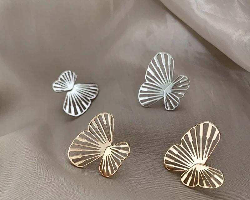 Metal Shell Stud Ear Jacket Product Image
