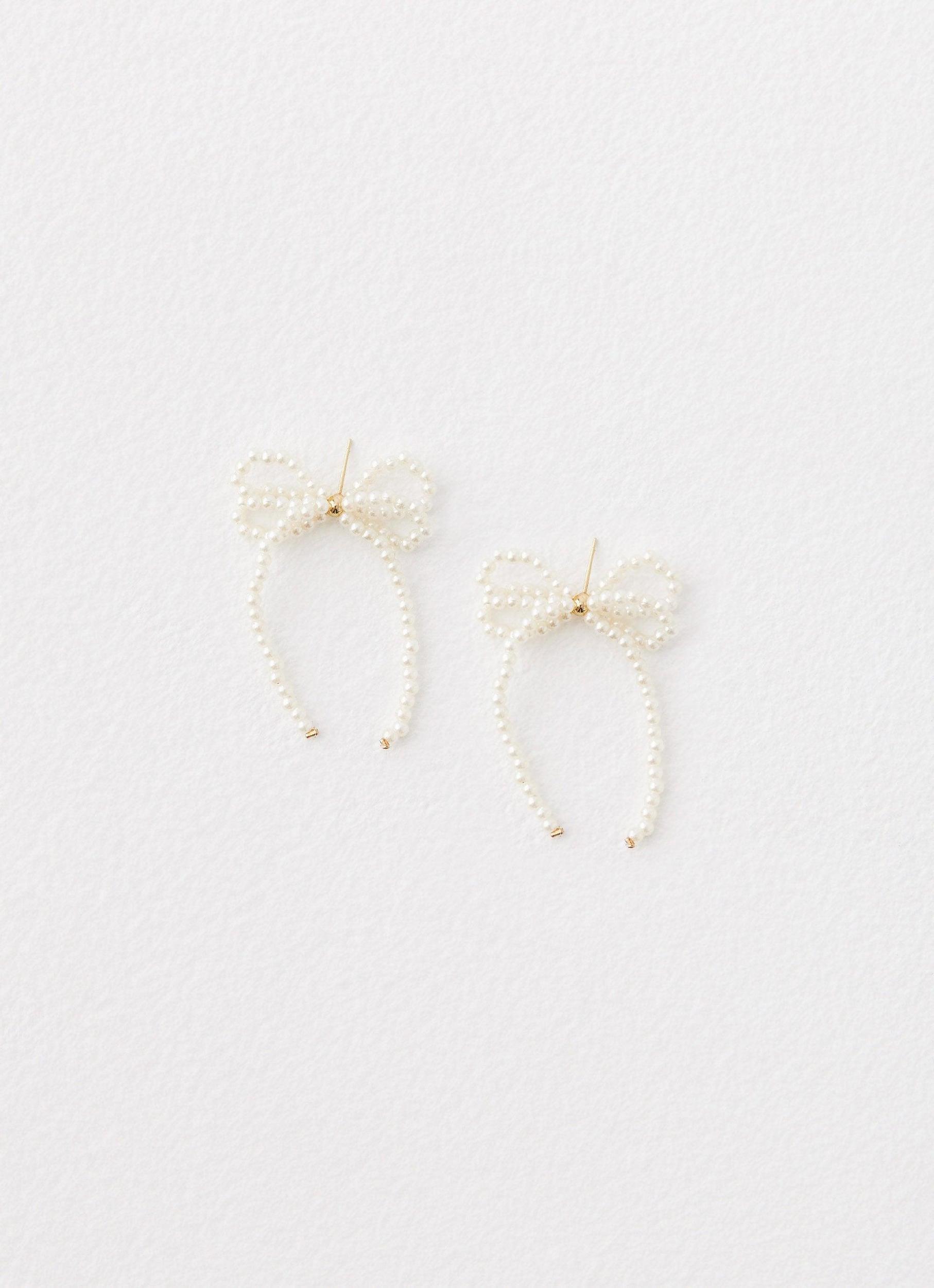 Cutie Bow Earrings - Ivory Product Image