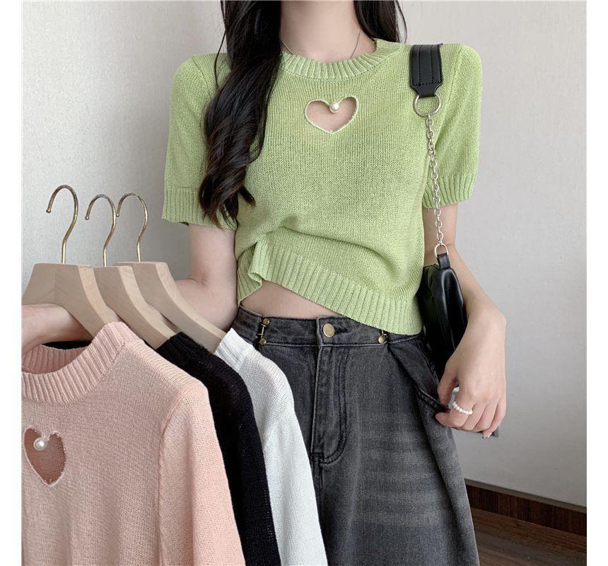 Short-Sleeve Round Neck Plain Heart Keyhole Faux Pearl Knit Top Product Image