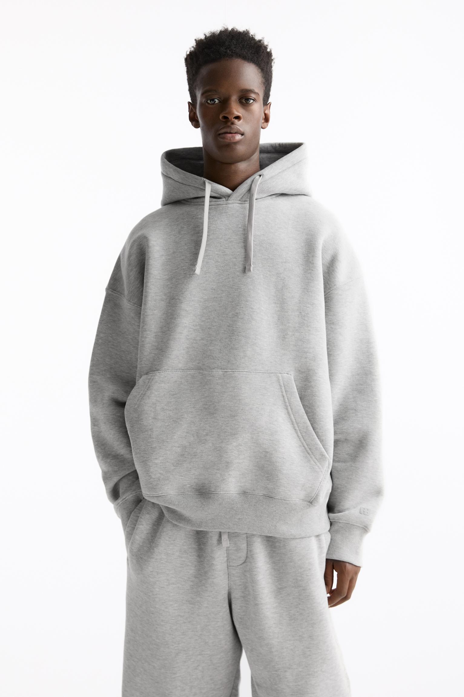 Hoodie and tracksuit sweatpants pack Product Image