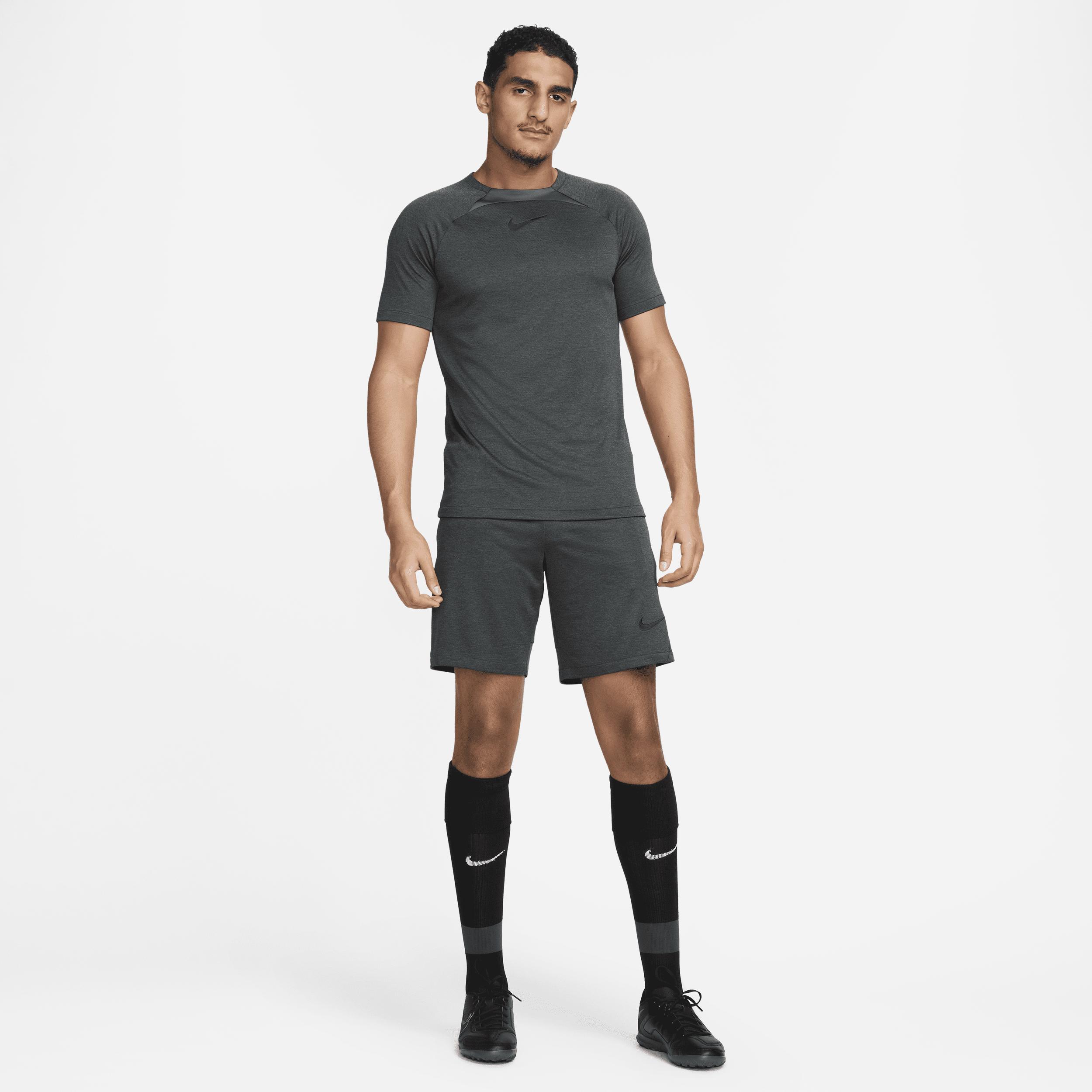 Nike Men's Academy Dri-FIT Soccer Shorts Product Image