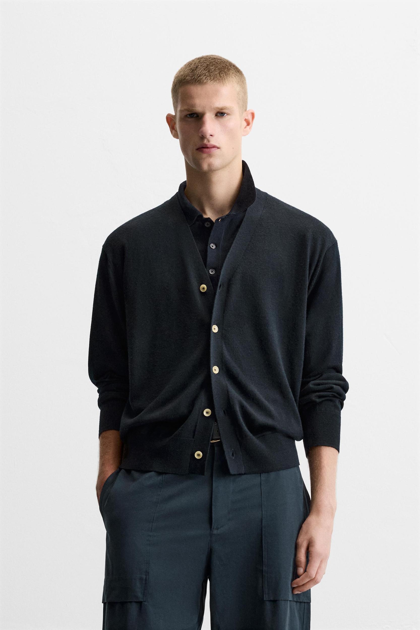 100% WOOL CARDIGAN LIMITED EDITION Product Image
