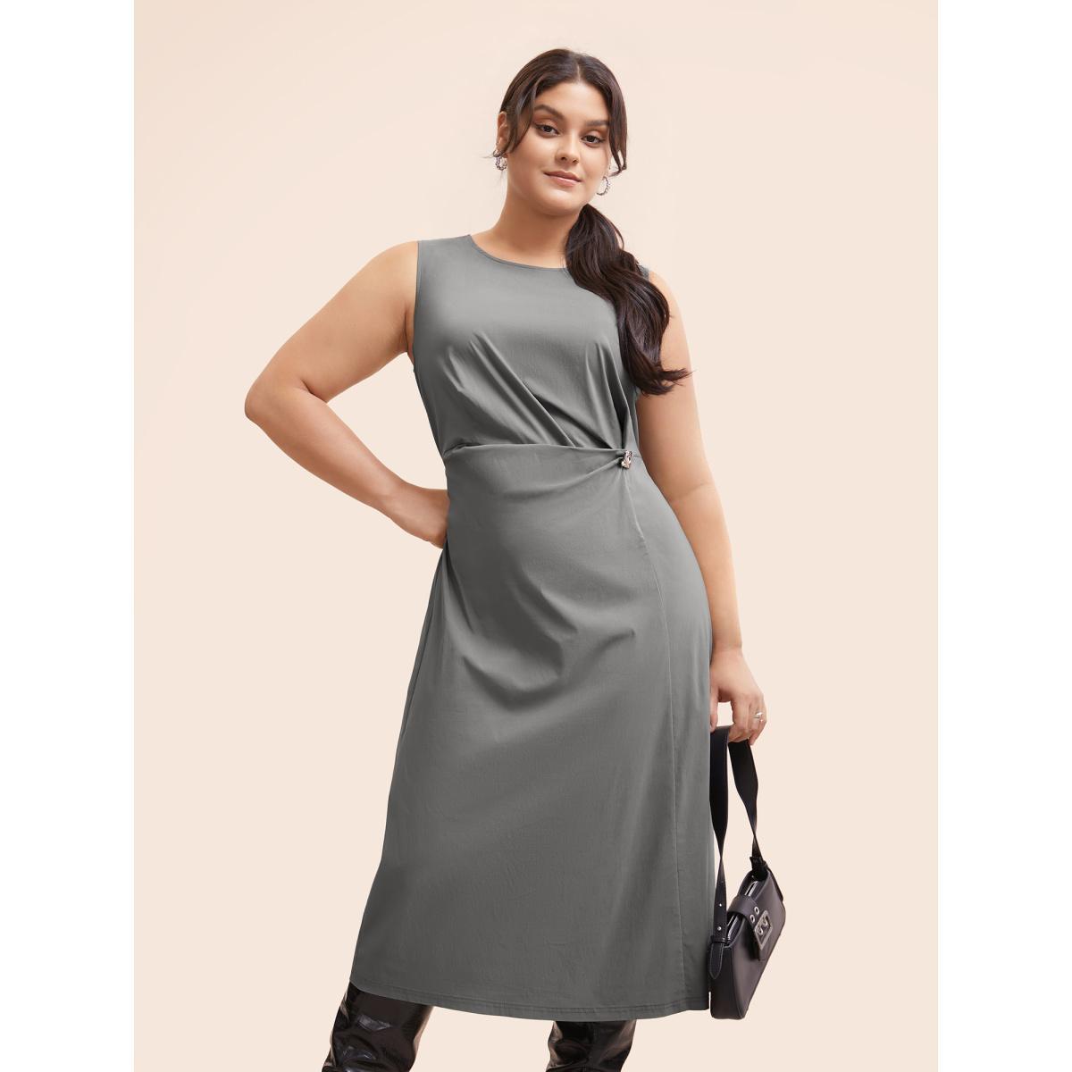 Plus Size Stretch Woven Crushed Pleated Midi Dress DimGray Women Workwear Essentials Twist Round Neck Sleeveless Curvy BloomChic 26/4X Product Image