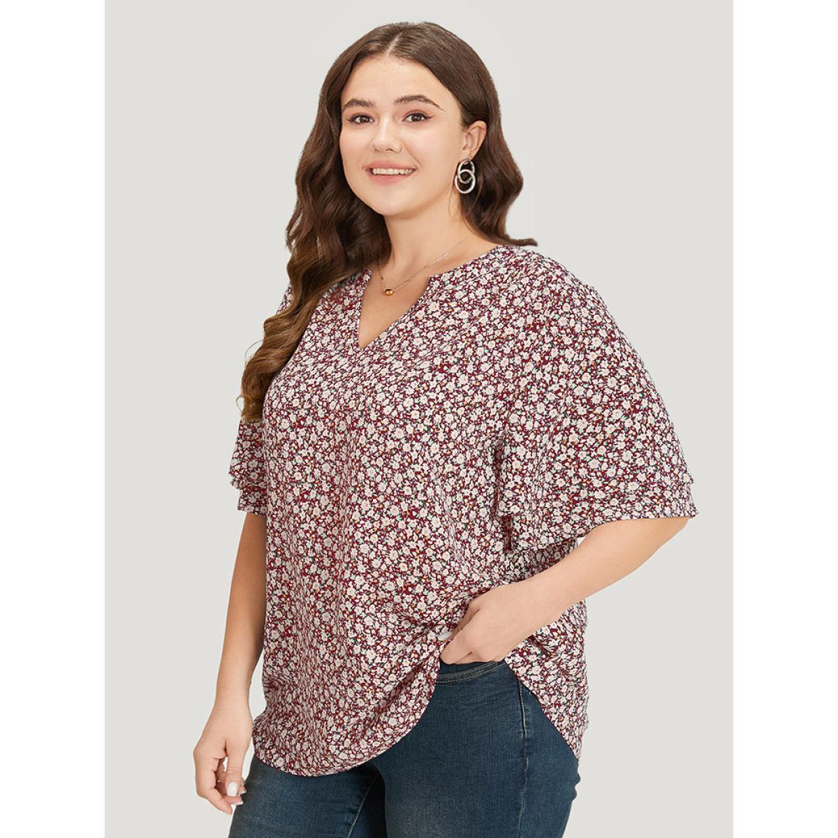 Plus Size Scarlet Ditsy Floral Notched Flutter Sleeve Blouse Women Elegant Short sleeve Notched collar Dailywear Blouses BloomChic 18-20/2X Product Image