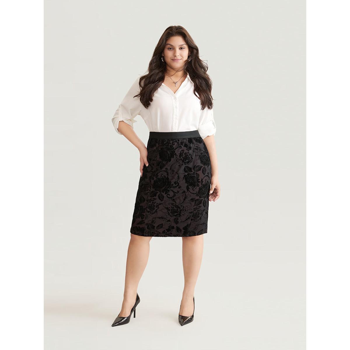 Plus Size Flocking Silhouette Floral Print Bodycon Skirt Women Scarlet Elegant Velvet Bodycon Medium stretch Dailywear Skirts BloomChic 10/M Product Image