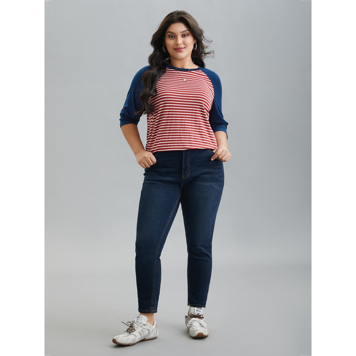 Plus Size Color-Block Striped Raglan Sleeve T-Shirt Multicolor Women Casual Contrast Round Neck Everyday T-shirts BloomChic 30/6X Product Image