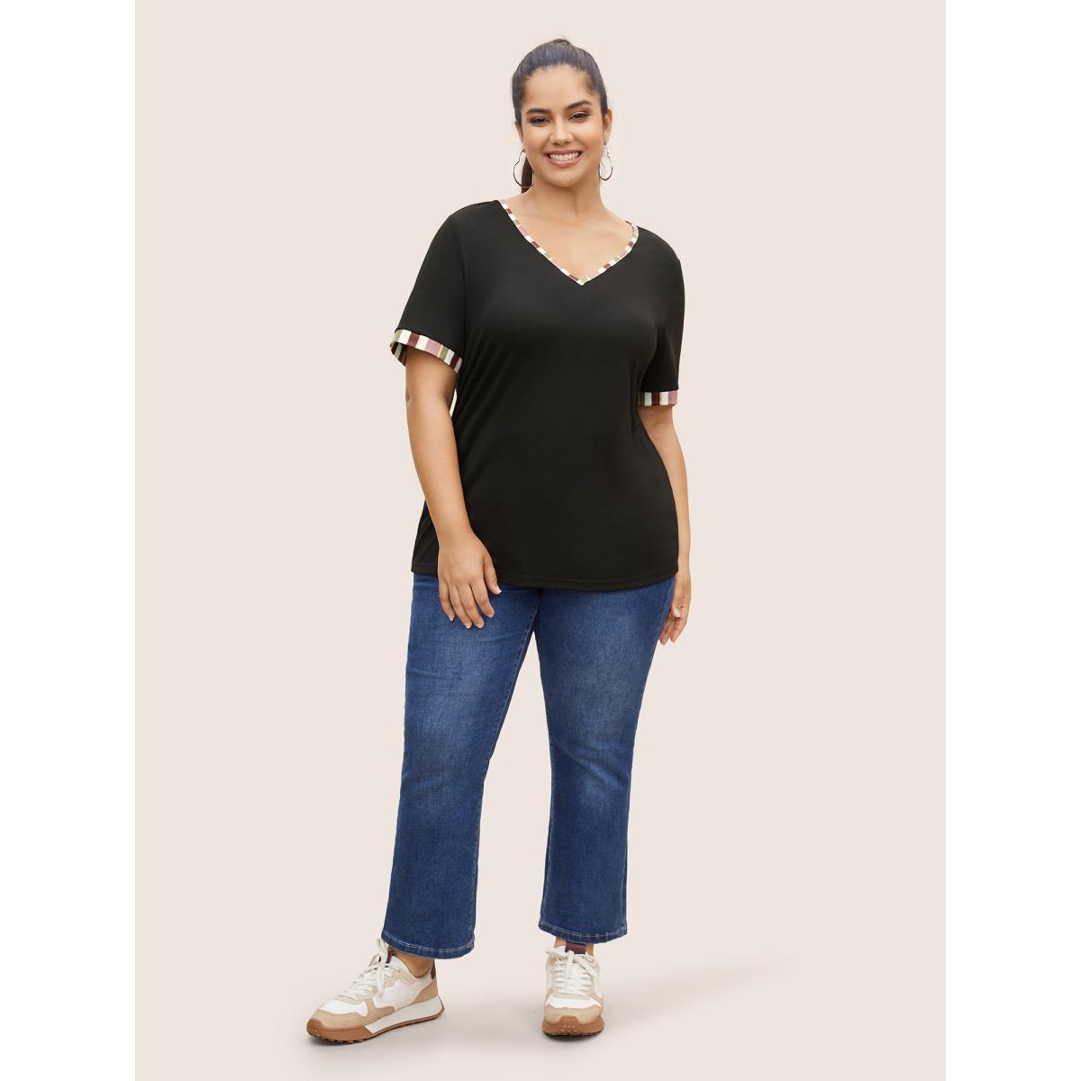 Plus Size V Neck Plaid Patchwork T-shirt Black Women Casual Patchwork Art&design V-neck Everyday T-shirts BloomChic 12/L Product Image