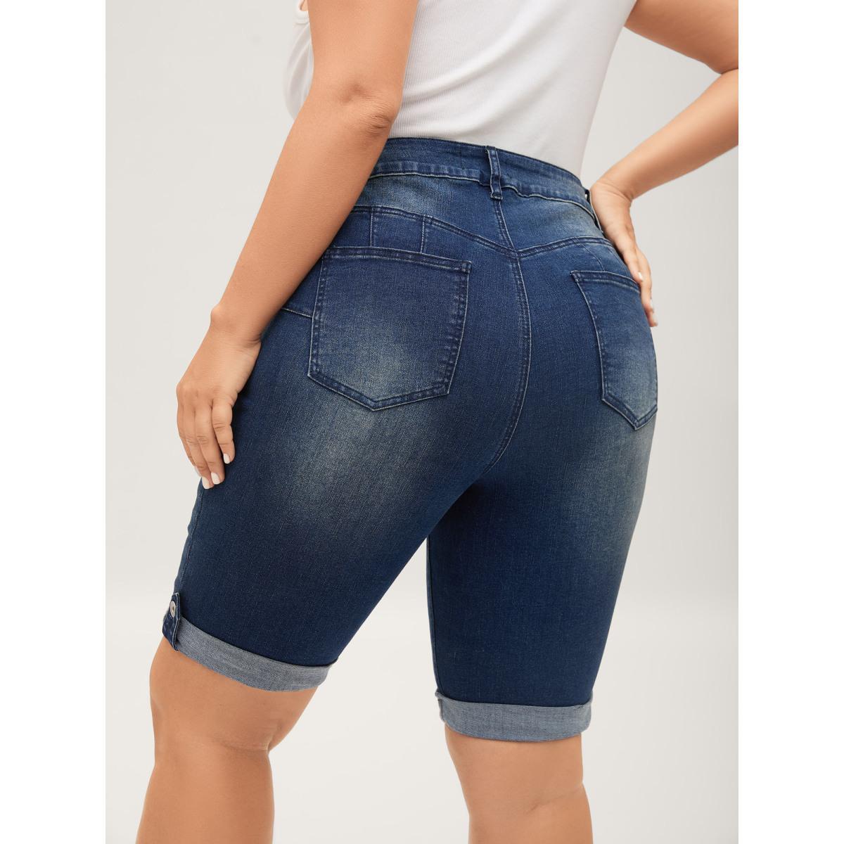 Plus Size Rolled Hem Skinny-Fit Denim Shorts Women Midblue High stretch Everyday-Casual Slanted pocket Denim Shorts BloomChic 10/M Product Image