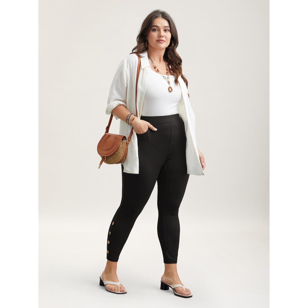 Plus Size Button Detail Mid-Rise Skinny-Fit Pants Women Black Resort High stretch Skinny Mid Rise Vacation Leggings BloomChic 22-24/3X Product Image