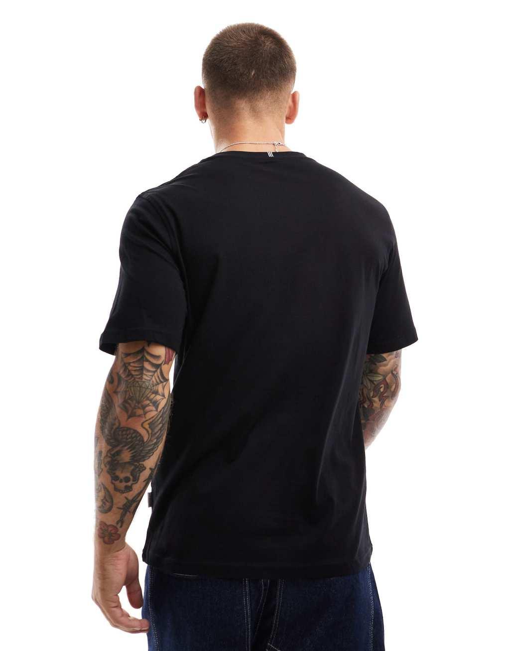 Jack & Jones oversized t-shirt with front logo in black Product Image