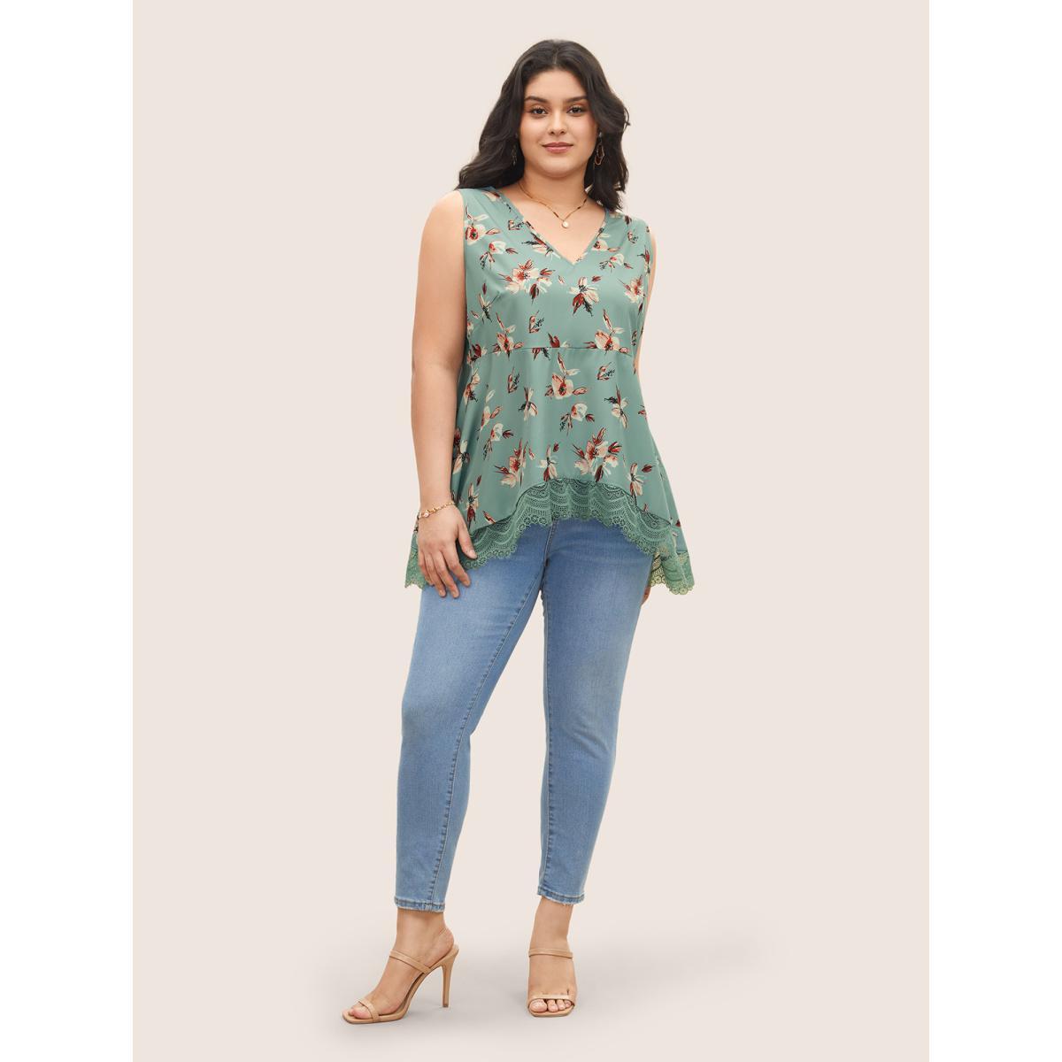 Plus Size Watercolor Floral Lace Panel Tank Top Women Green Elegant Patchwork V-neck Everyday Tank Tops Camis BloomChic 26/4X Product Image
