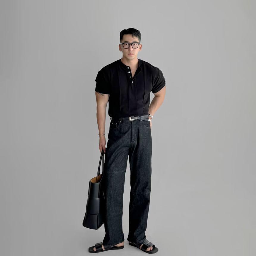 RT No. 11361 VERTICAL KNIT HENRY COLLAR SHORT SLEEVE Product Image