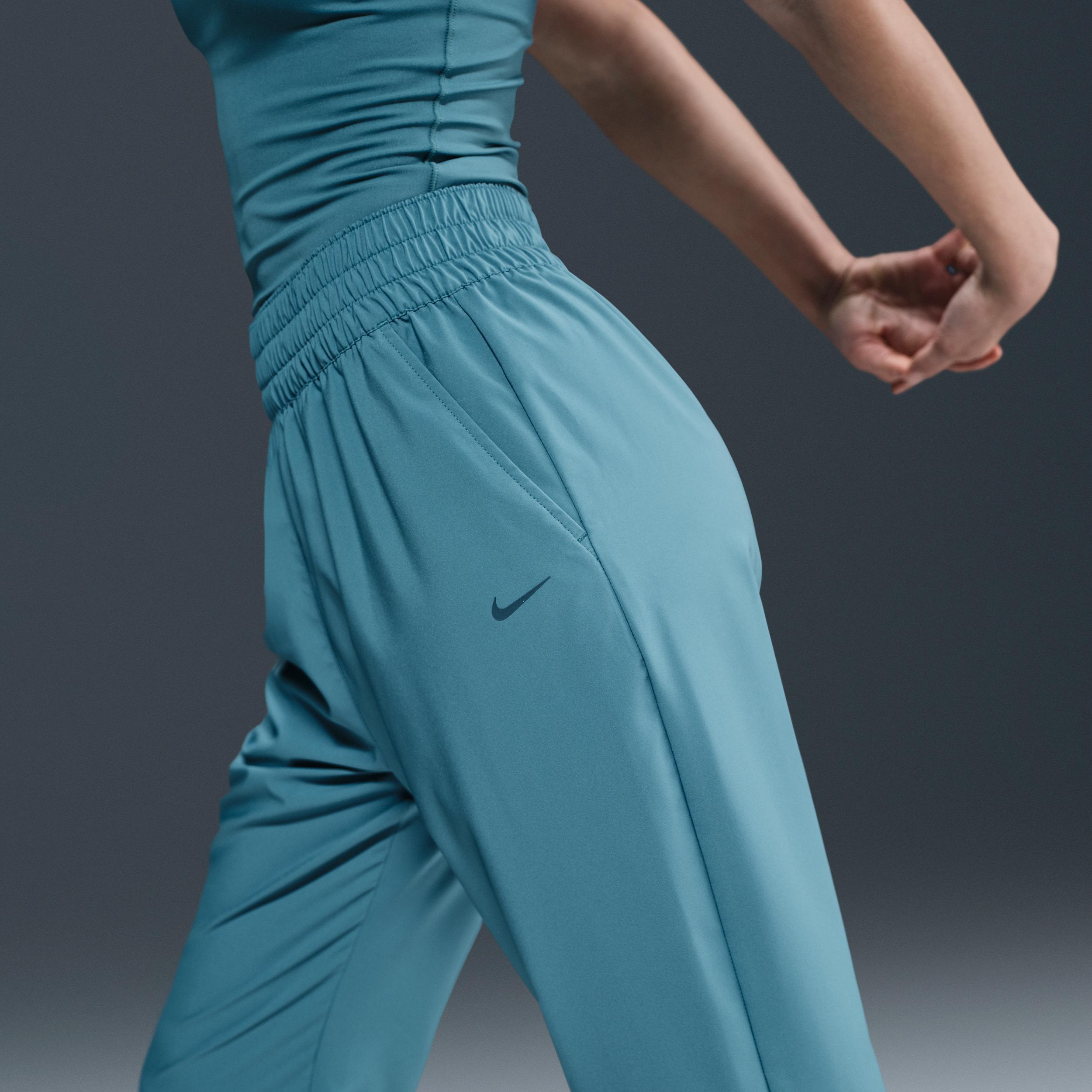 Nike One Women's Dri-FIT High-Waisted 7/8 Joggers Product Image