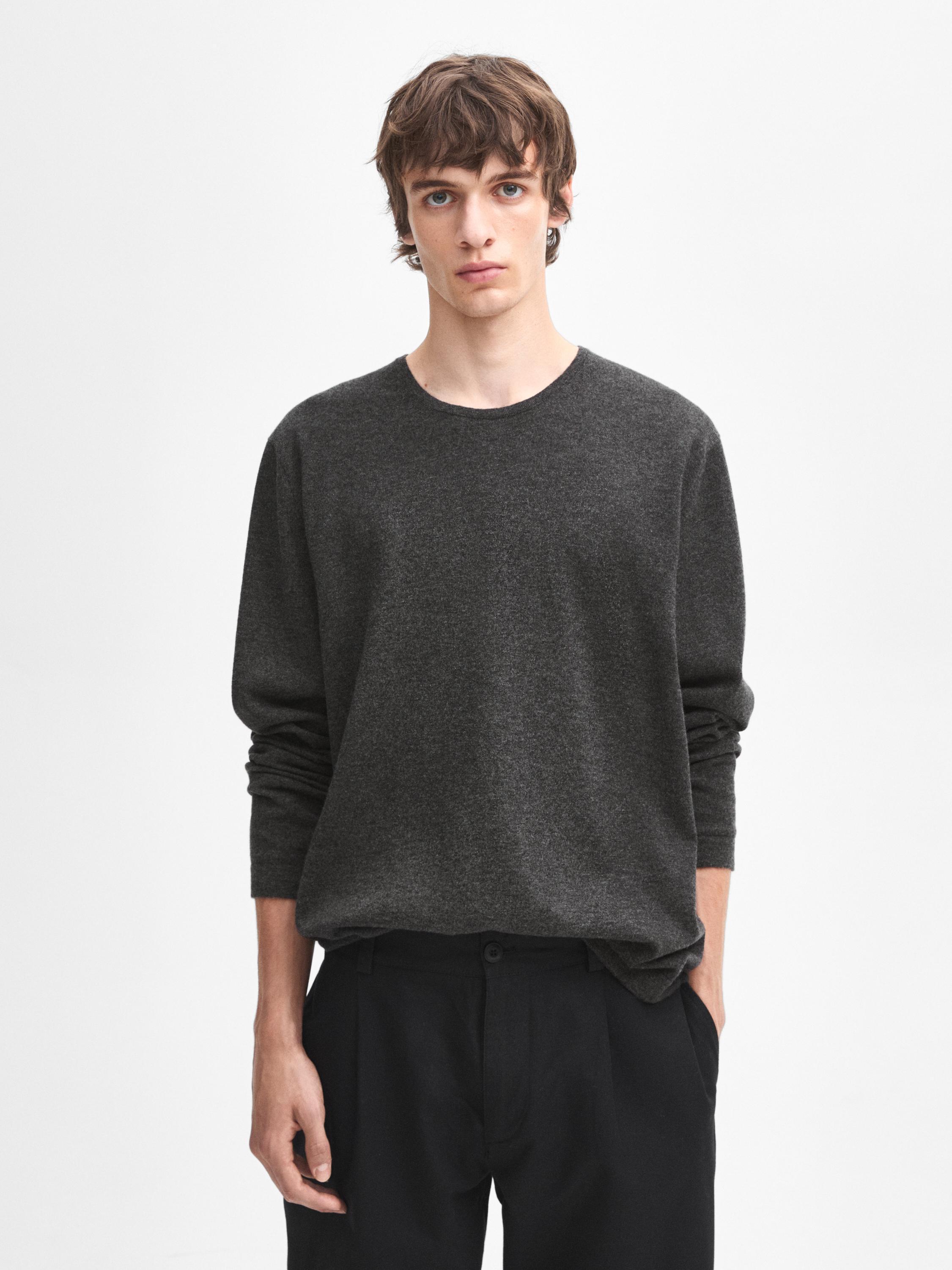 100% cashmere fine sweater · Dark Grey, Dark Khaki, Navy Blue · Sweaters And Cardigans | Massimo Dutti Product Image