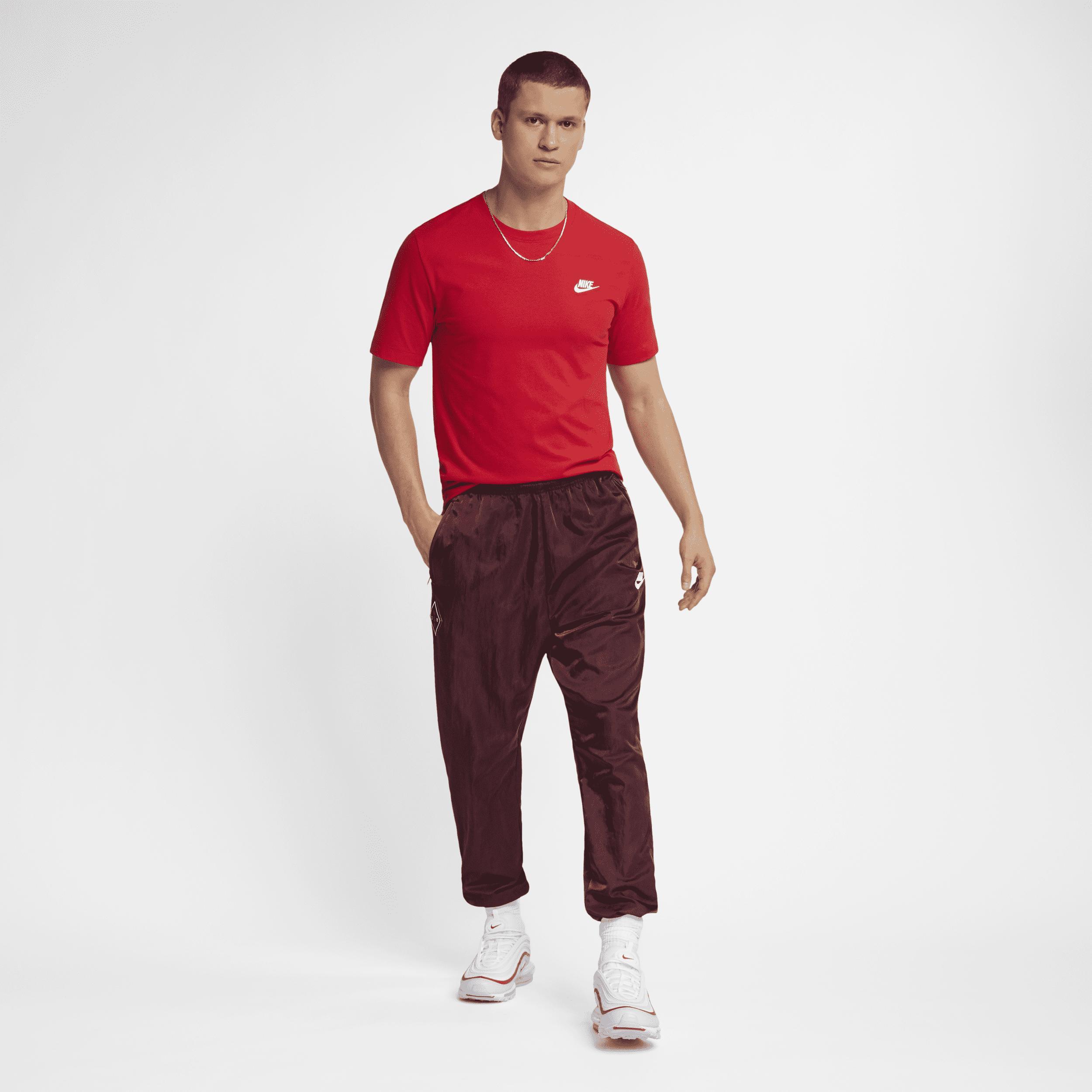 Men's Nike Sportswear Club T-Shirt Product Image