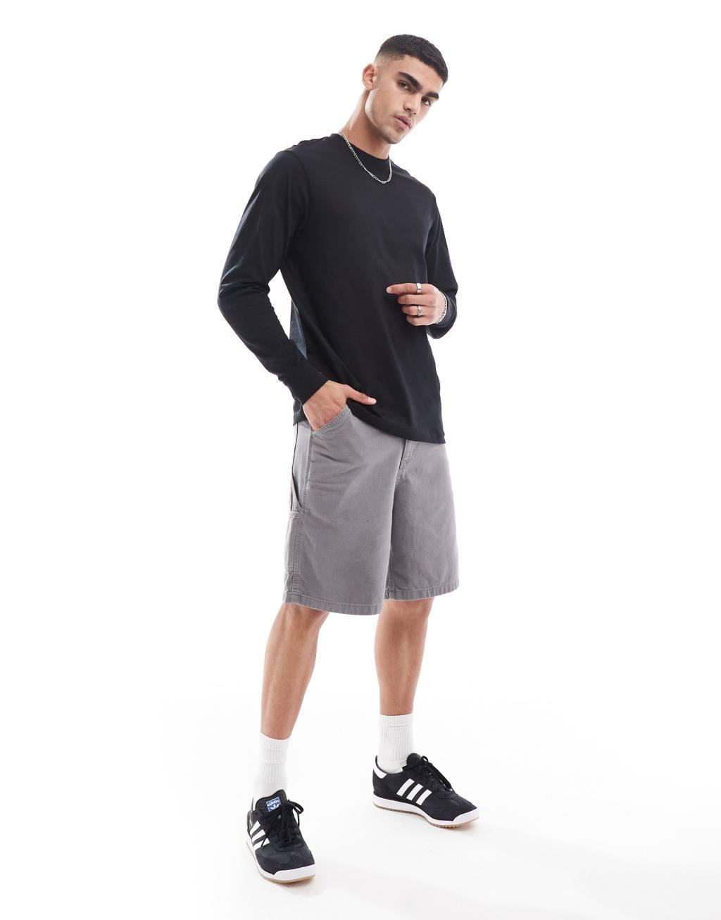 ONLY & SONS long sleeve t-shirt in black Product Image