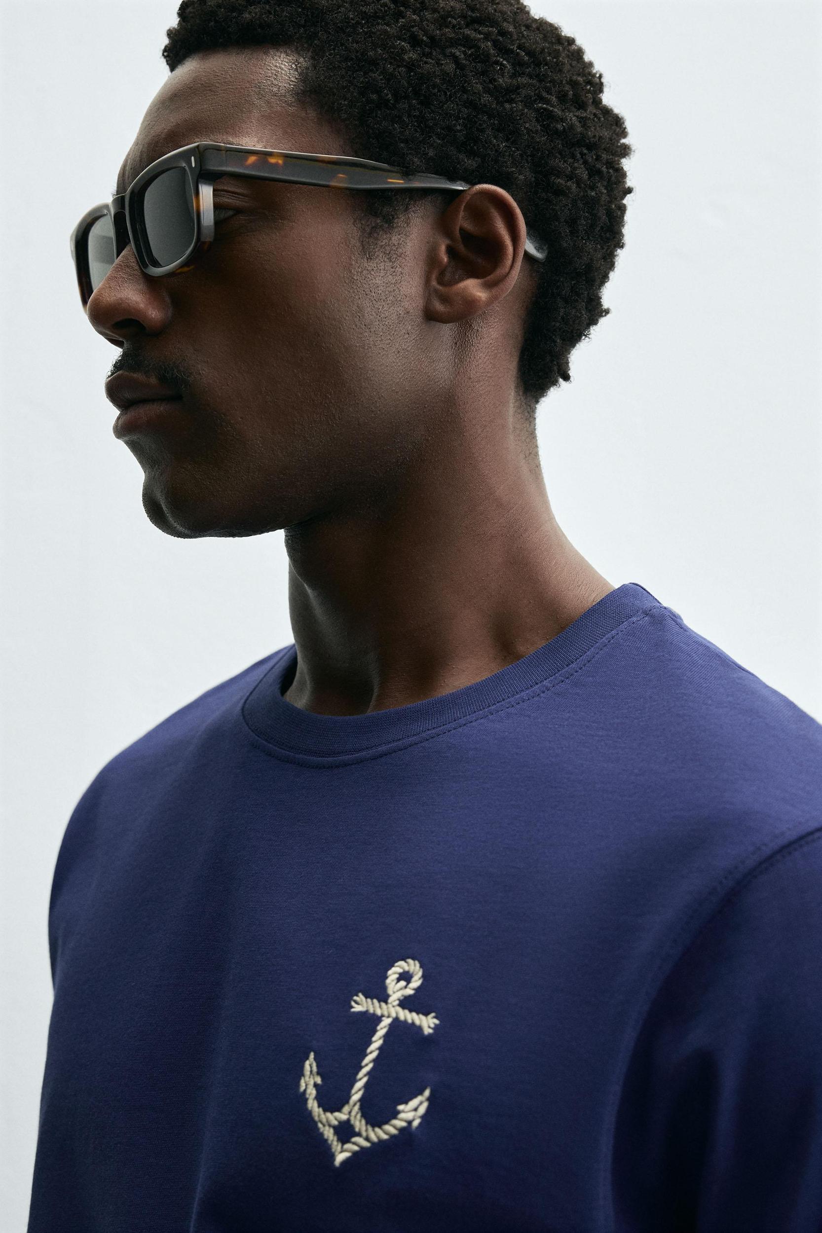 ANCHOR EMBROIDERY T-SHIRT Product Image
