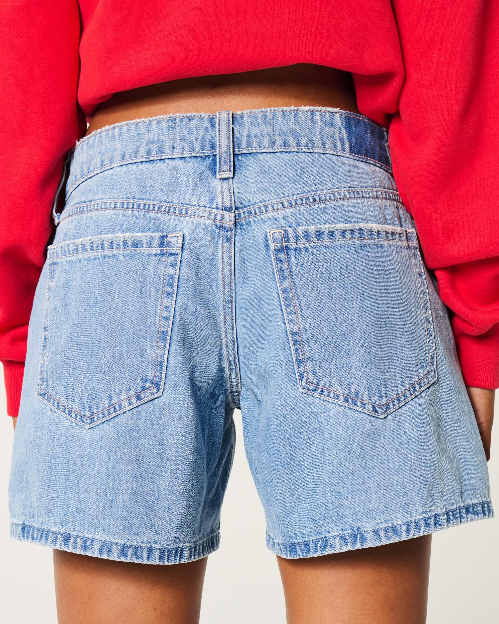 Low-Rise Embroidered Light Wash Baggy Denim Shorts 5" Product Image
