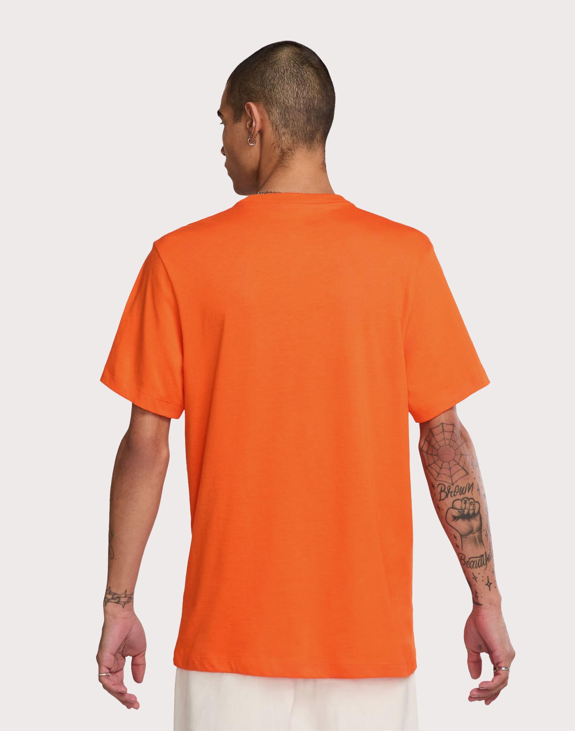 Nike Nike Sportswear Club Men's Orange Tee Male Product Image