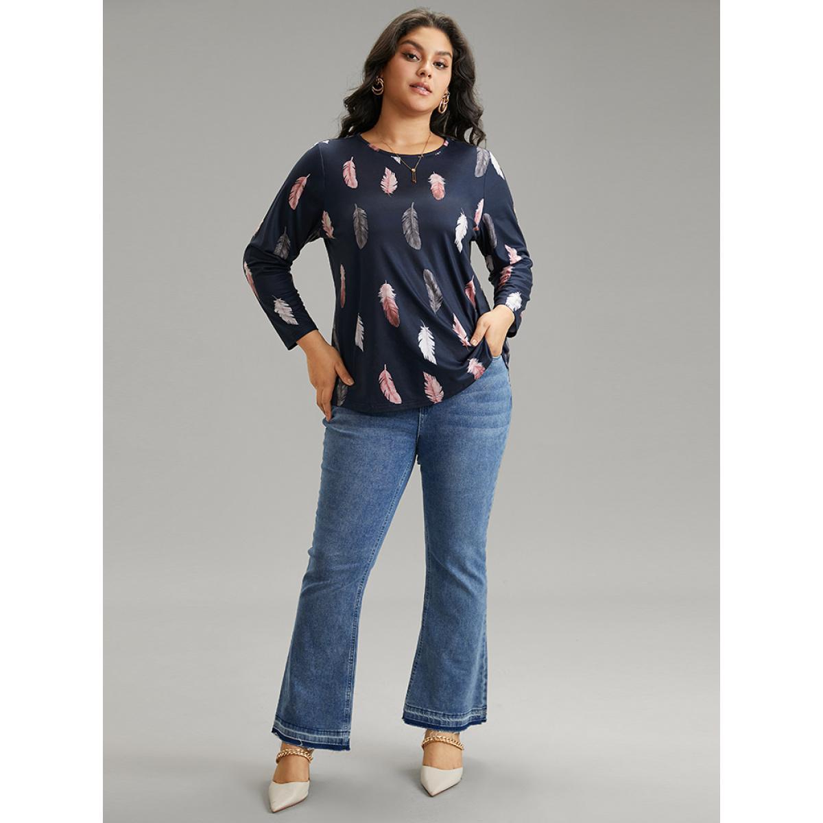 Plus Size Crew Neck Feather Print T-shirt Indigo Women Casual Printed Feather Round Neck Dailywear T-shirts BloomChic 28/5X Product Image