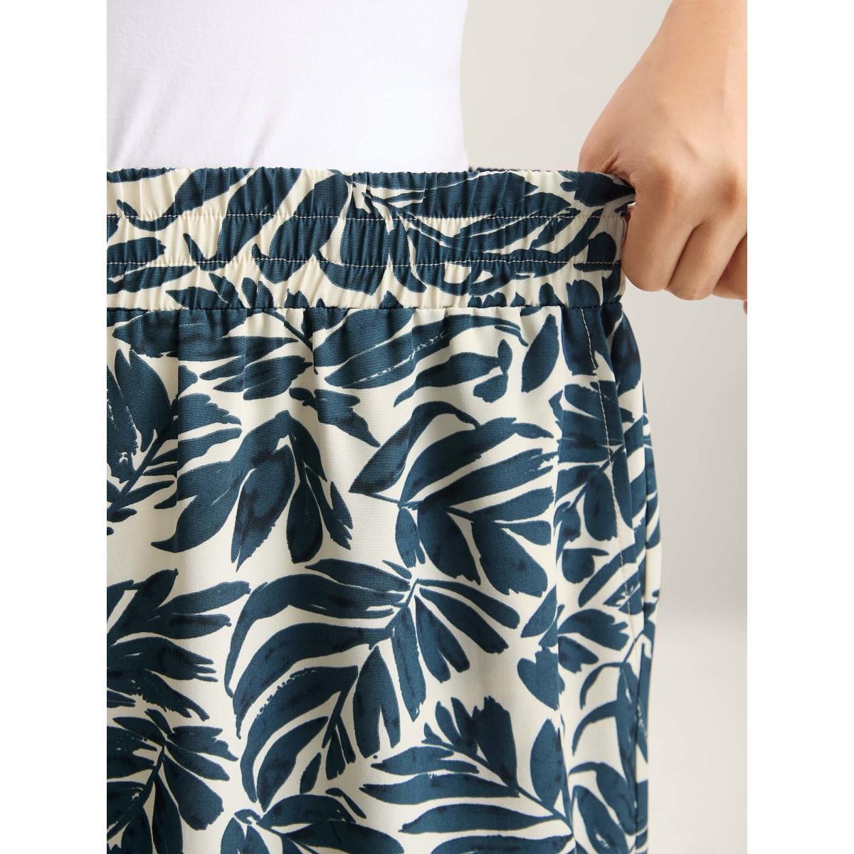 Plus Size Tropical Leaf Print Wide-Leg Pants Women Indigo Resort Wide Leg Mid Rise Vacation Pants BloomChic 14-16/1X Product Image