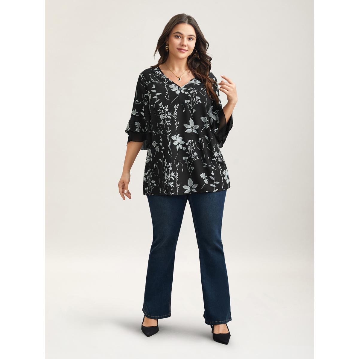 Plus Size Black Floral Print Ruffled V-Neck Shirt Women Elegant Half Sleeve V-neck Everyday Blouses BloomChic 30/6X Product Image