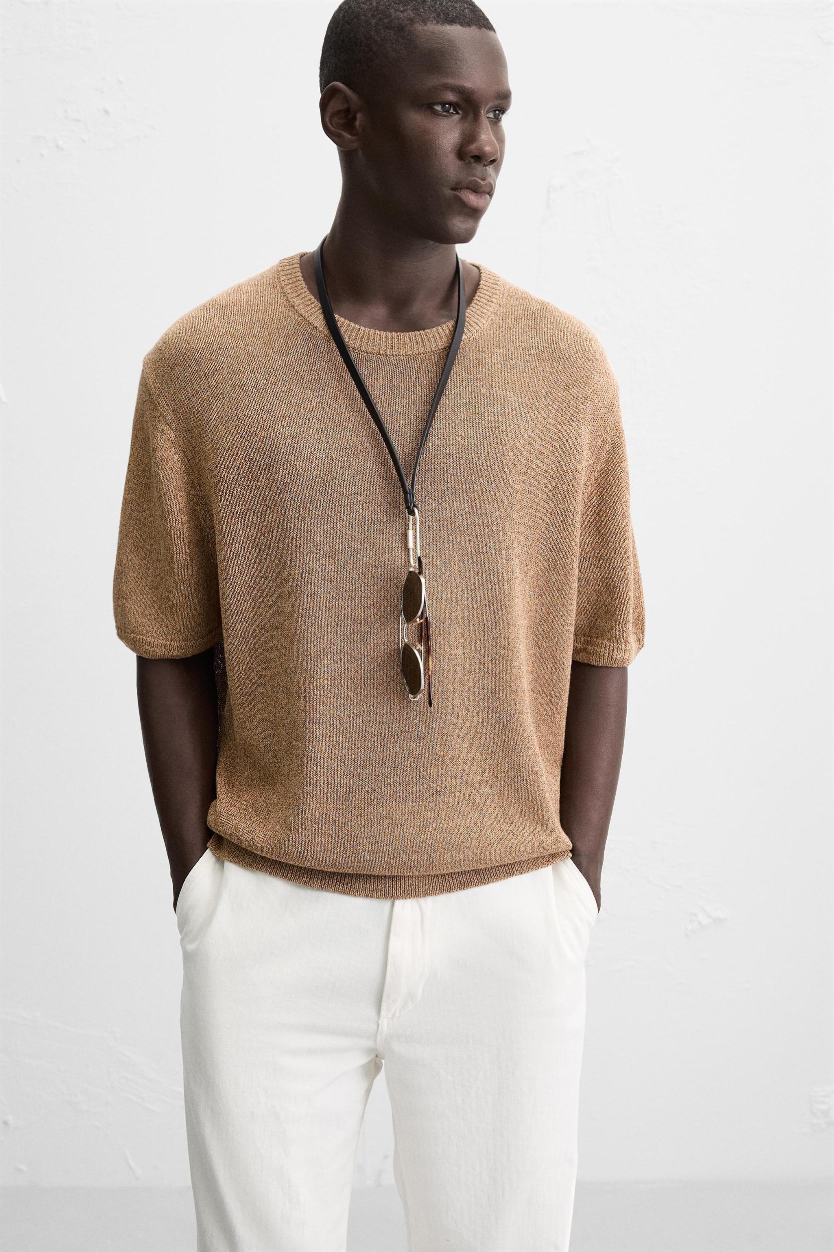 COTTON LINEN KNIT T-SHIRT Product Image