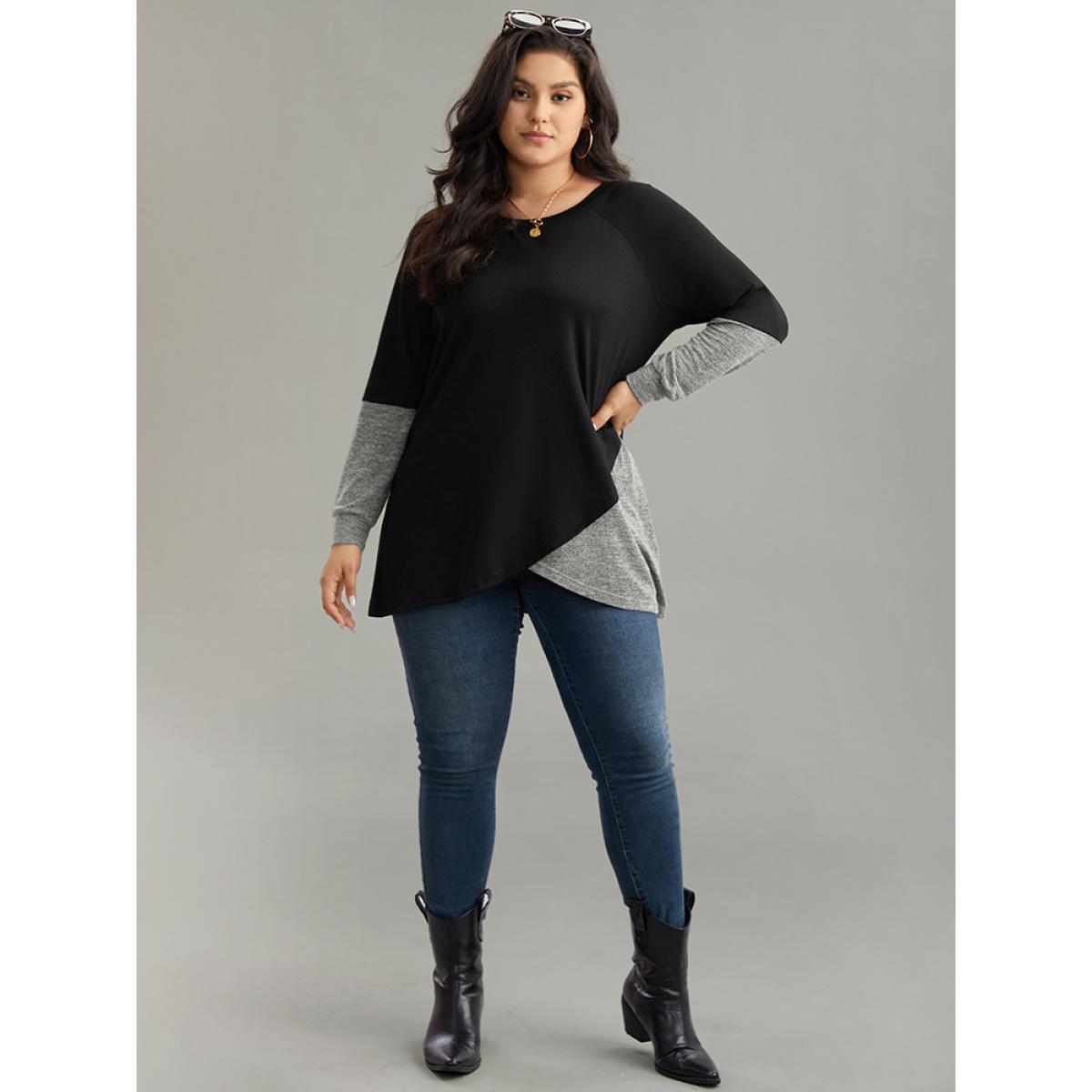 Plus Size Two Tone Patchwork Heather Arc Hem T-shirt Gray Women Casual Contrast Plain Round Neck Dailywear T-shirts BloomChic 12/L Product Image