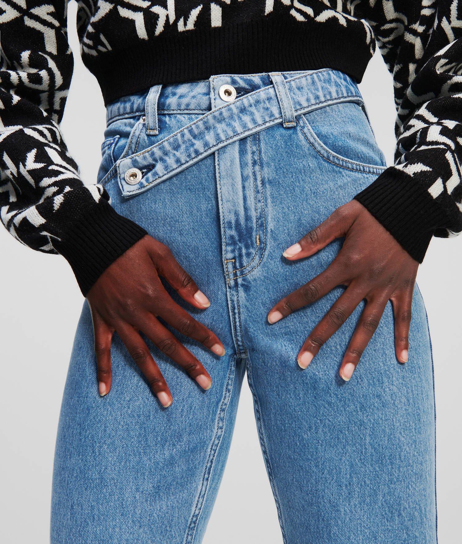 KLJ HIGH-RISE TAPERED JEANS Product Image