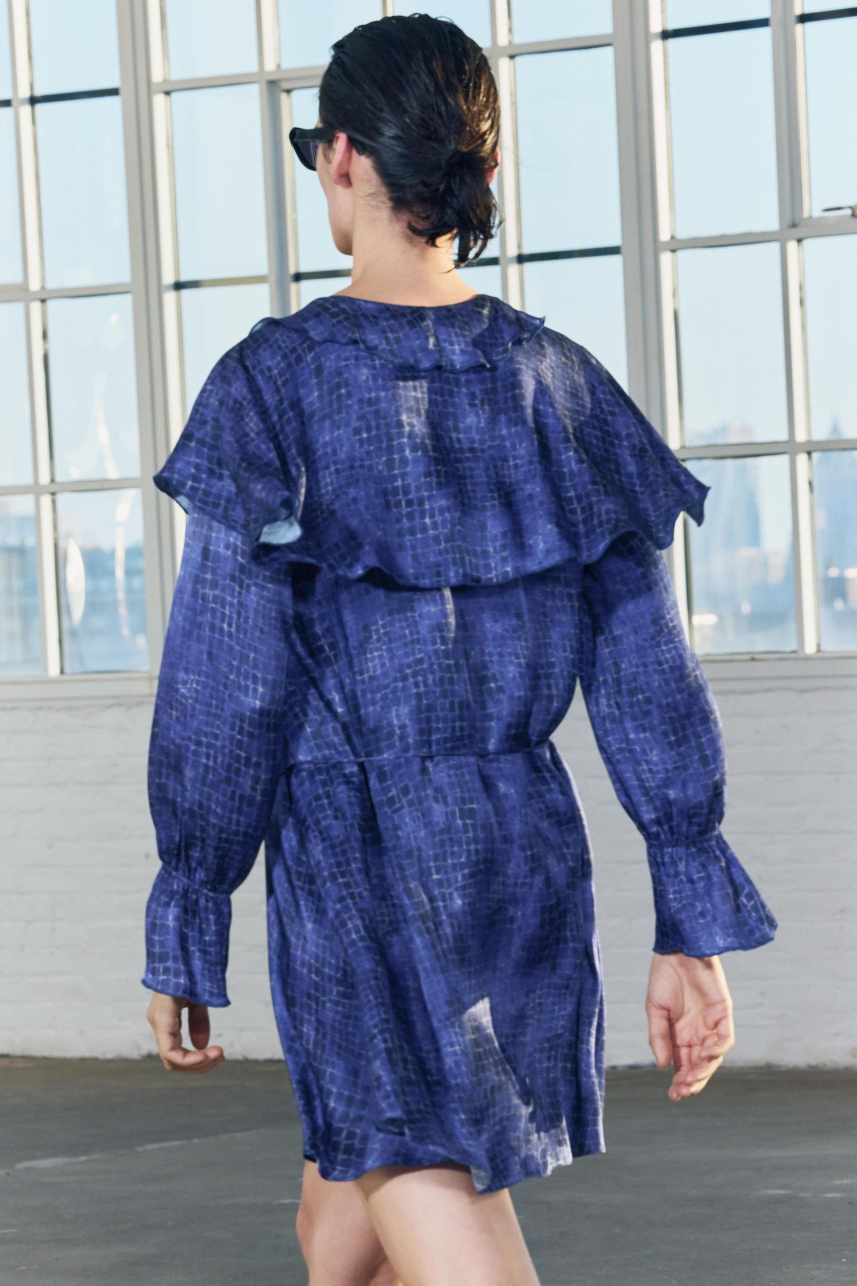 SHORT RUFFLE DRESS ZW COLLECTION Product Image