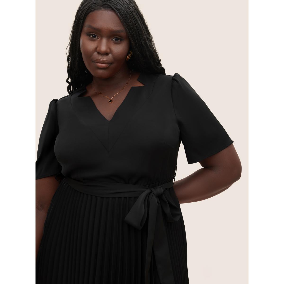 Plus Size Solid Pleated Buckle Detail Belted Dress Black Women Workwear Essentials Non V-neck Short sleeve Curvy Midi Dress BloomChic 14-16/1X Product Image