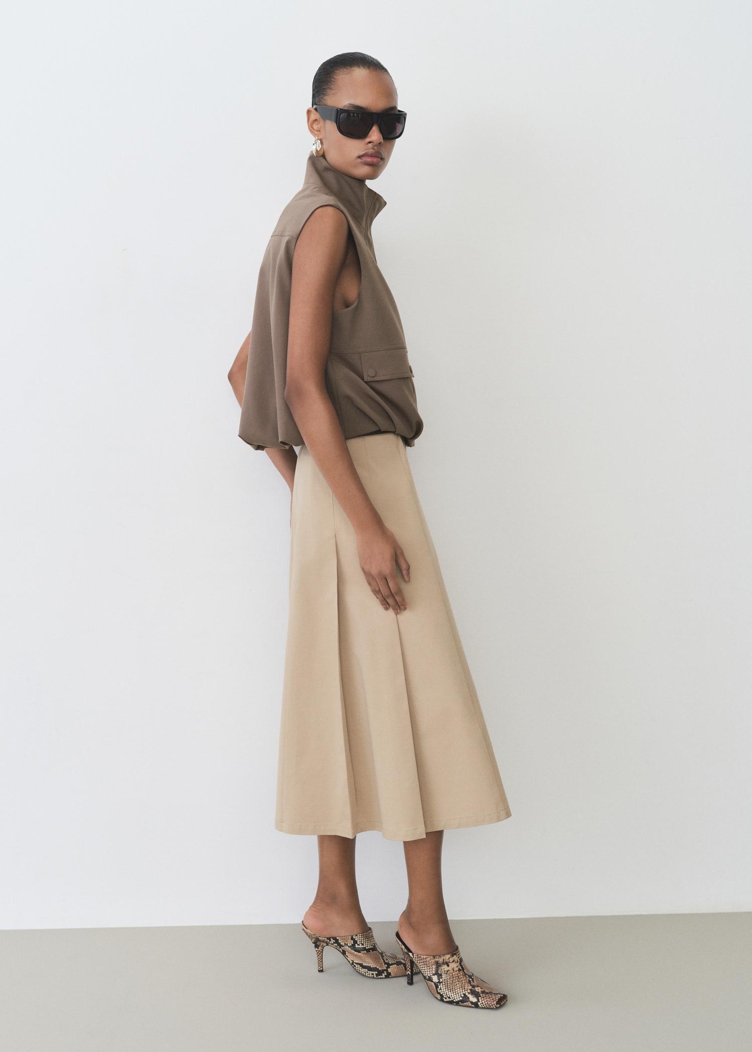 Flared skirt with pleated detail - Women | MANGO USA Product Image
